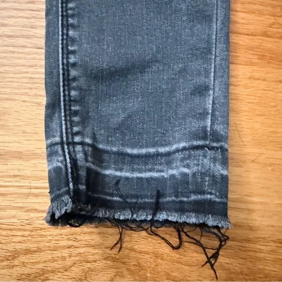 Lola Jeans Julia Ash Mid-Rise Pull-On Ankle Jeans - Picture 3 of 8